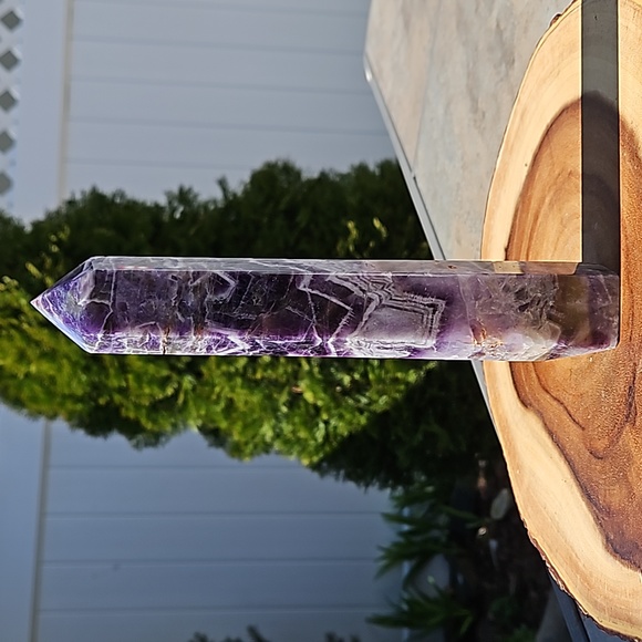 Chevron Amethsyt XL Tower 650 grams 9" - Picture 9 of 11